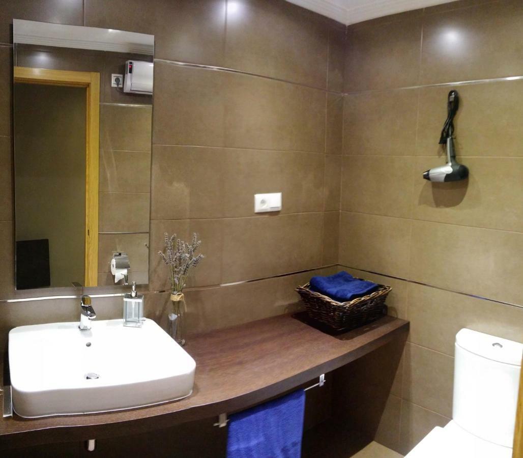 Apartamento Con Piscina En Foz Buitenkant foto